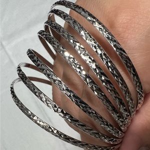 Beautiful Girls Silver 7 pcs Bangle Set